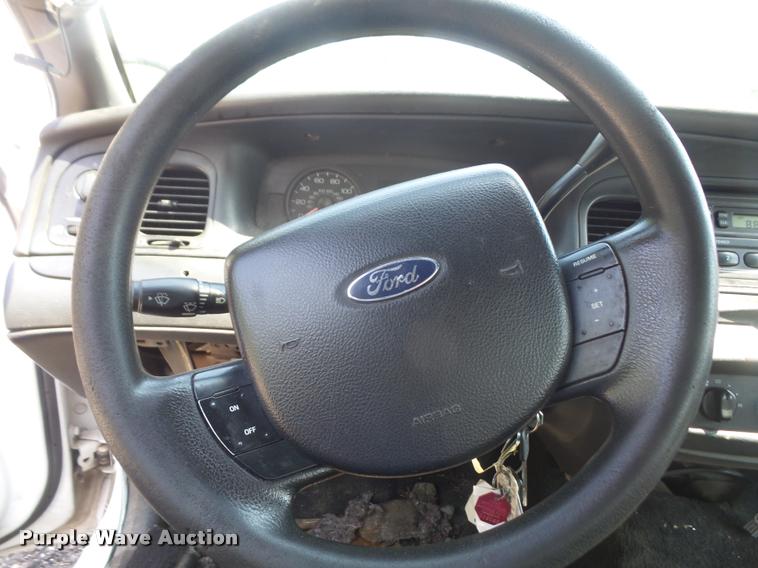 image for item DA1677 2008 Ford Crown Victoria Police Interceptor