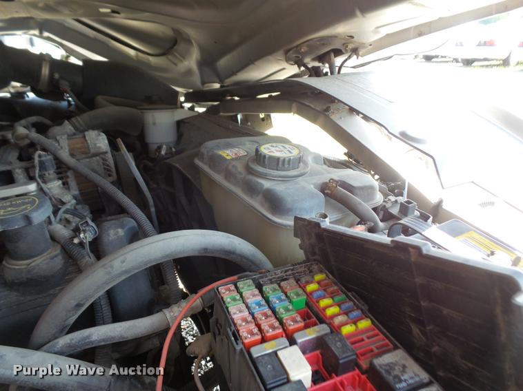 image for item DA1678 2005 Ford Crown Victoria Police Interceptor