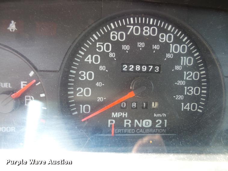 image for item DA1679 2005 Ford Crown Victoria Police Interceptor