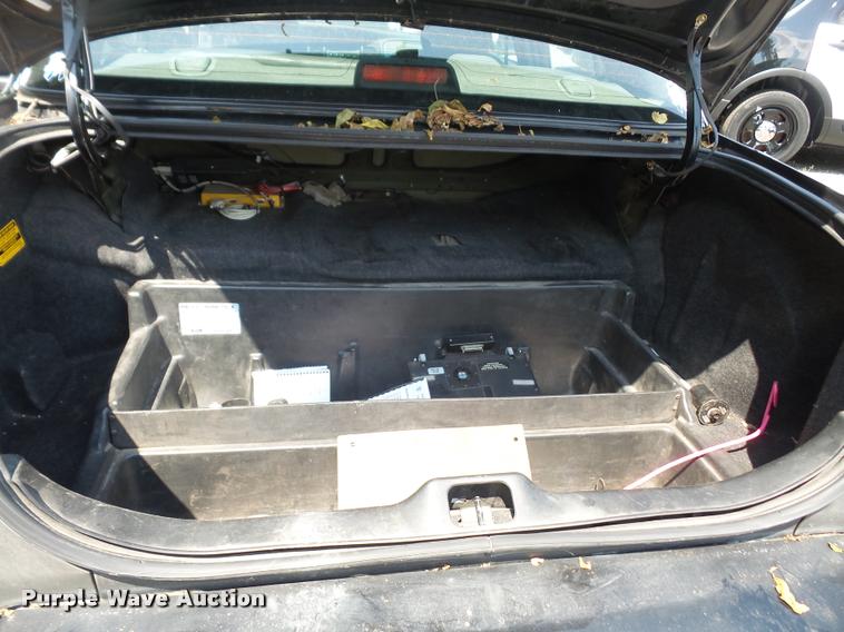 image for item DA1679 2005 Ford Crown Victoria Police Interceptor