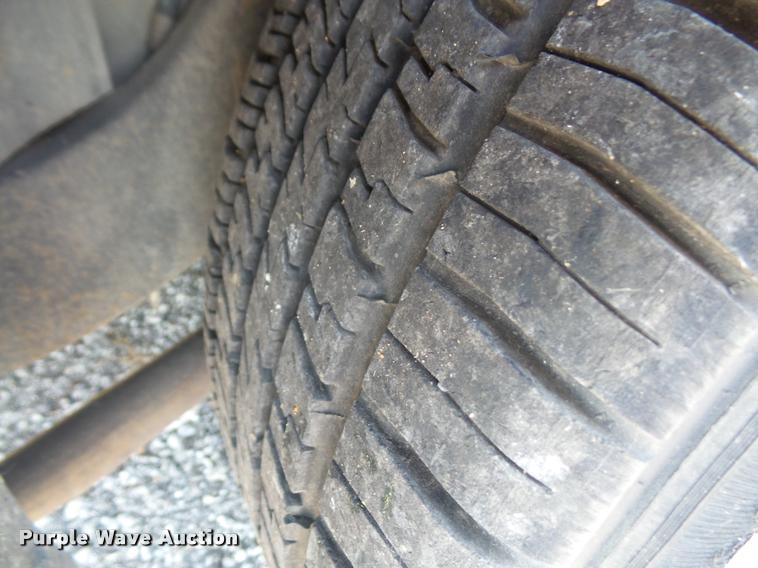 image for item DA1679 2005 Ford Crown Victoria Police Interceptor