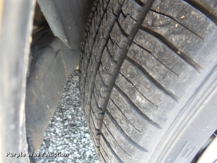 image for item DA1679 2005 Ford Crown Victoria Police Interceptor