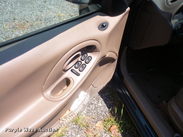 image for item DA1685 1998 Ford Taurus