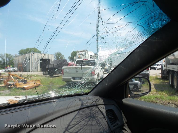 image for item DA1687 2003 Ford Crown Victoria Police Interceptor