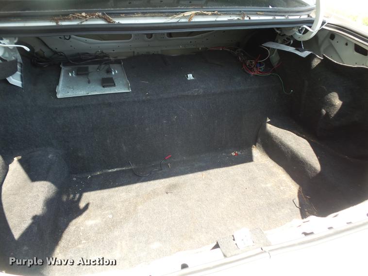 image for item DA1687 2003 Ford Crown Victoria Police Interceptor