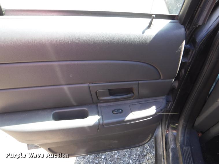 image for item DA1691 2005 Ford Crown Victoria Police Interceptor