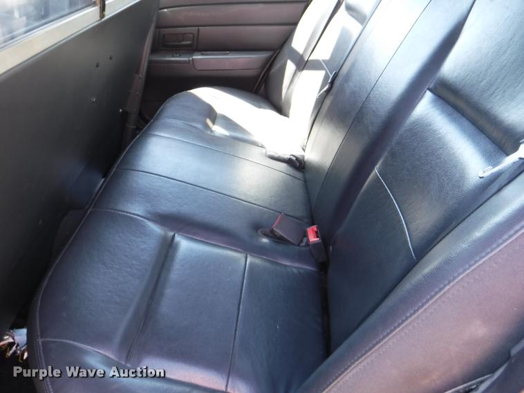 image for item DA1691 2005 Ford Crown Victoria Police Interceptor