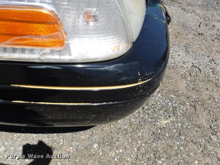 image for item DA1691 2005 Ford Crown Victoria Police Interceptor