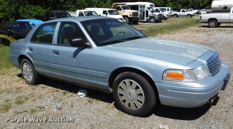image for item DA1692 2008 Ford Crown Victoria Police Interceptor