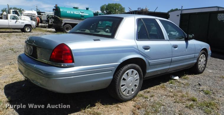 image for item DA1692 2008 Ford Crown Victoria Police Interceptor