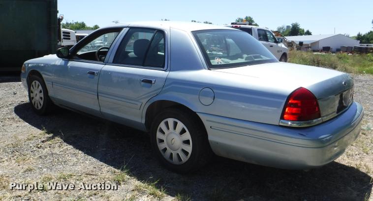 image for item DA1692 2008 Ford Crown Victoria Police Interceptor