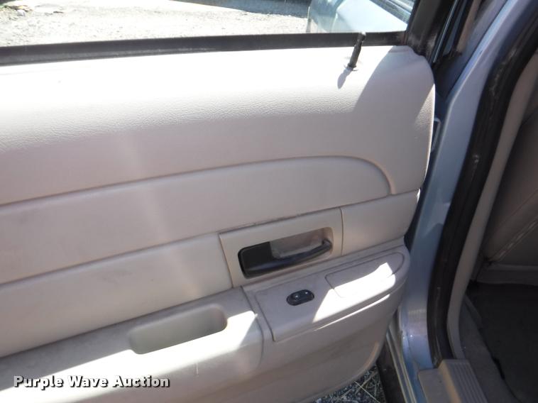 image for item DA1692 2008 Ford Crown Victoria Police Interceptor