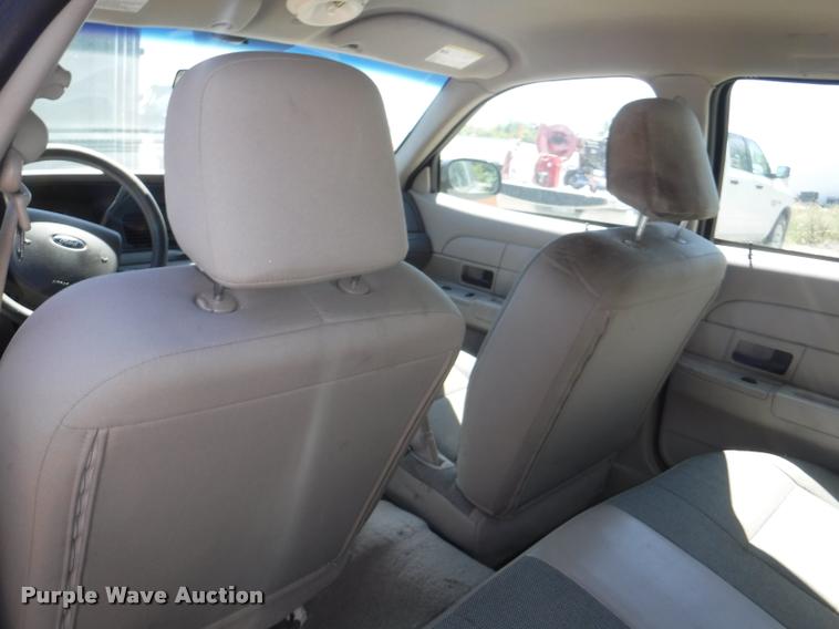 image for item DA1692 2008 Ford Crown Victoria Police Interceptor