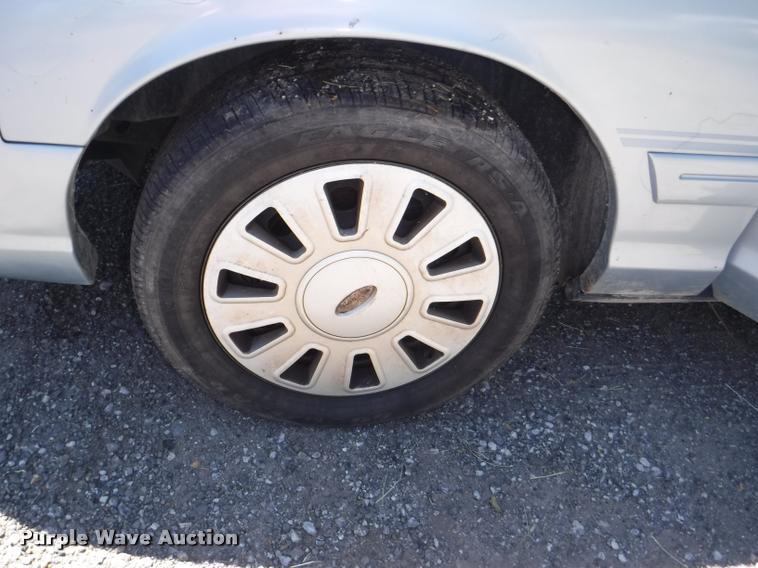 image for item DA1692 2008 Ford Crown Victoria Police Interceptor