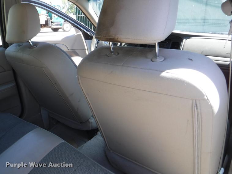 image for item DA1692 2008 Ford Crown Victoria Police Interceptor