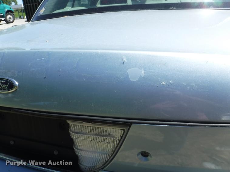 image for item DA1692 2008 Ford Crown Victoria Police Interceptor