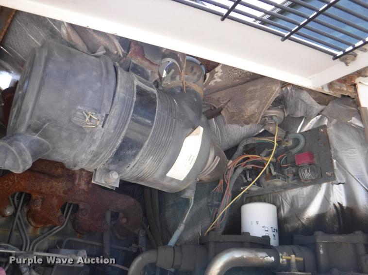 image for item DA1693 2006 Elgin Pelican street sweeper