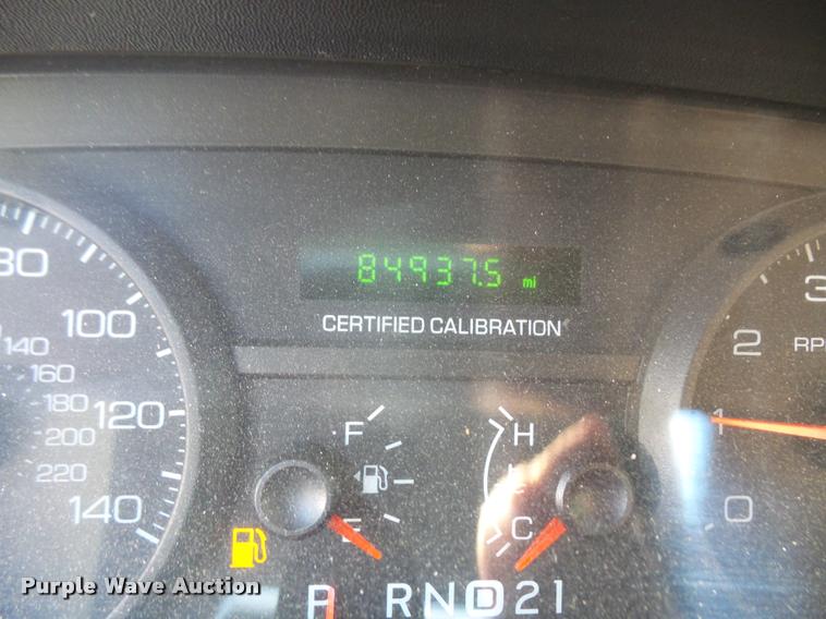 image for item DA1694 2008 Ford Crown Victoria Police Interceptor