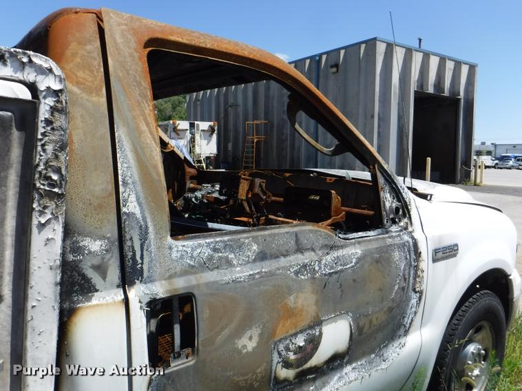 image for item DA1698 2005 Ford F250 pickup truck