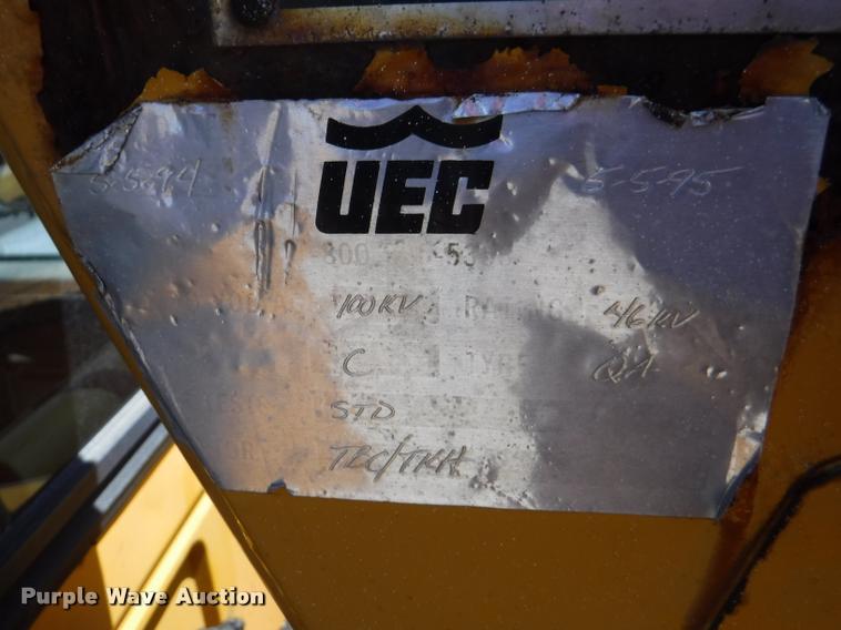 image for item DA1699 1985 Ford F700 bucket truck