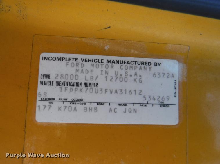 image for item DA1699 1985 Ford F700 bucket truck