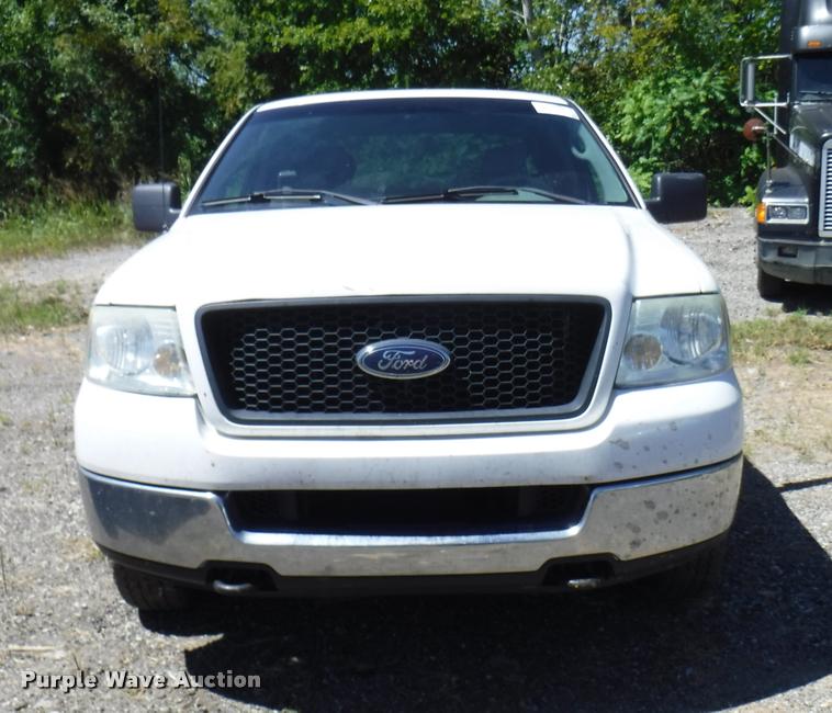 image for item DA1737 2005 Ford F150 SuperCab pickup truck