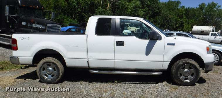 image for item DA1737 2005 Ford F150 SuperCab pickup truck