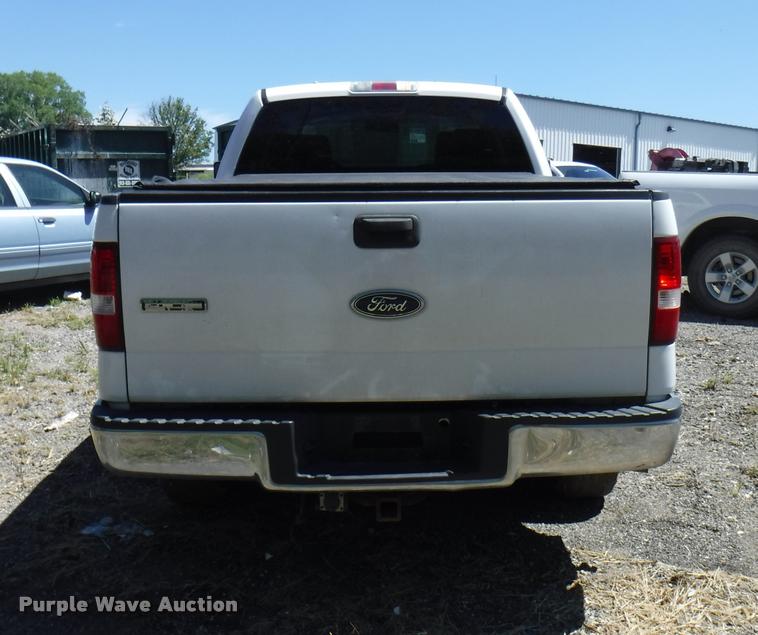 image for item DA1737 2005 Ford F150 SuperCab pickup truck