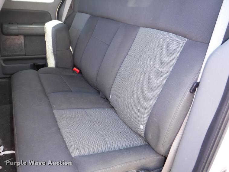 image for item DA1737 2005 Ford F150 SuperCab pickup truck