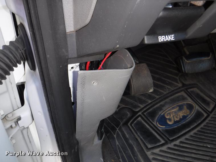 image for item DA1737 2005 Ford F150 SuperCab pickup truck