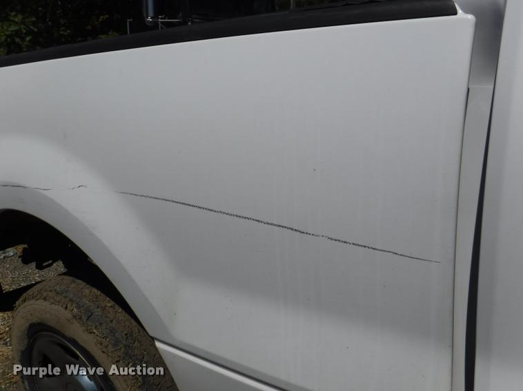 image for item DA1737 2005 Ford F150 SuperCab pickup truck