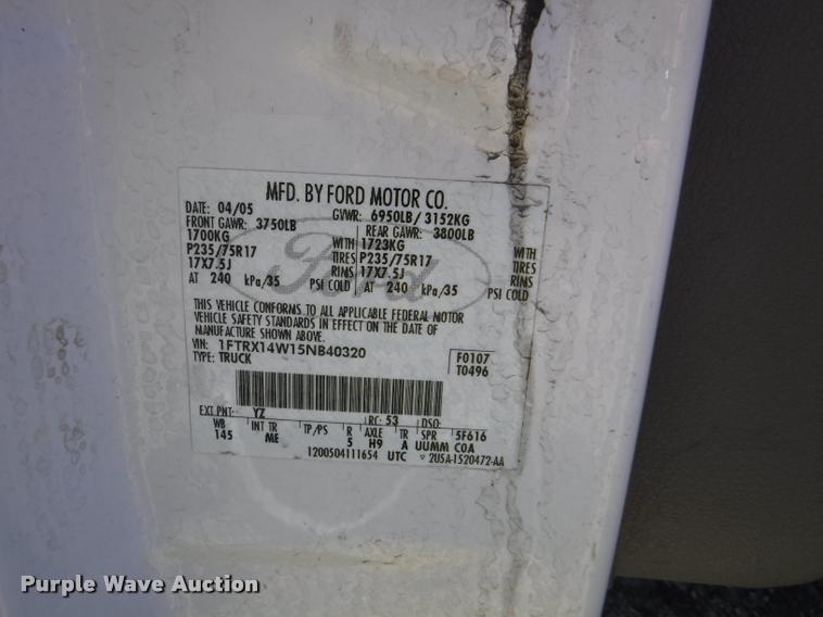 image for item DA1737 2005 Ford F150 SuperCab pickup truck