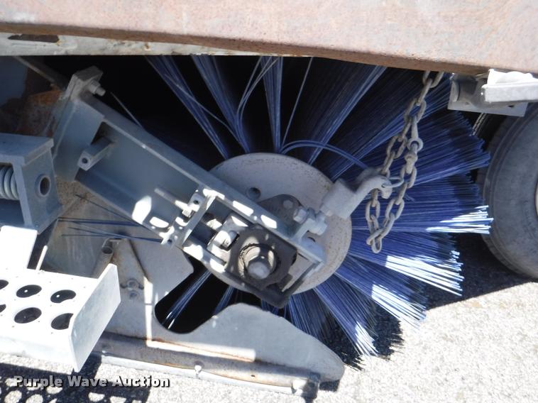 image for item DA1744 2006 Elgin Pelican street sweeper