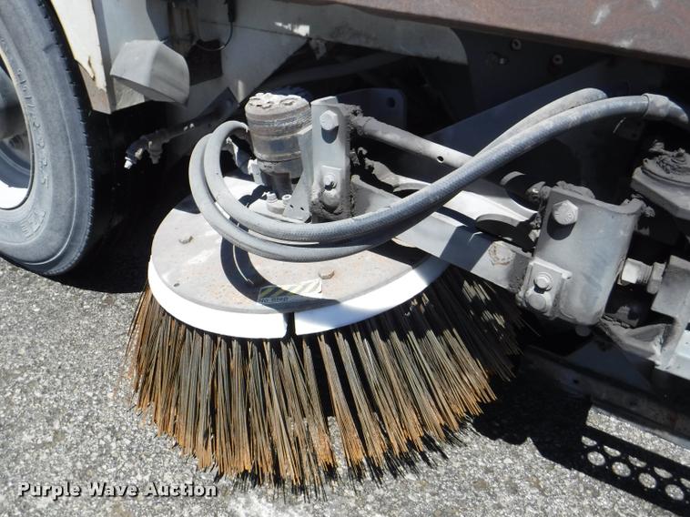 image for item DA1744 2006 Elgin Pelican street sweeper
