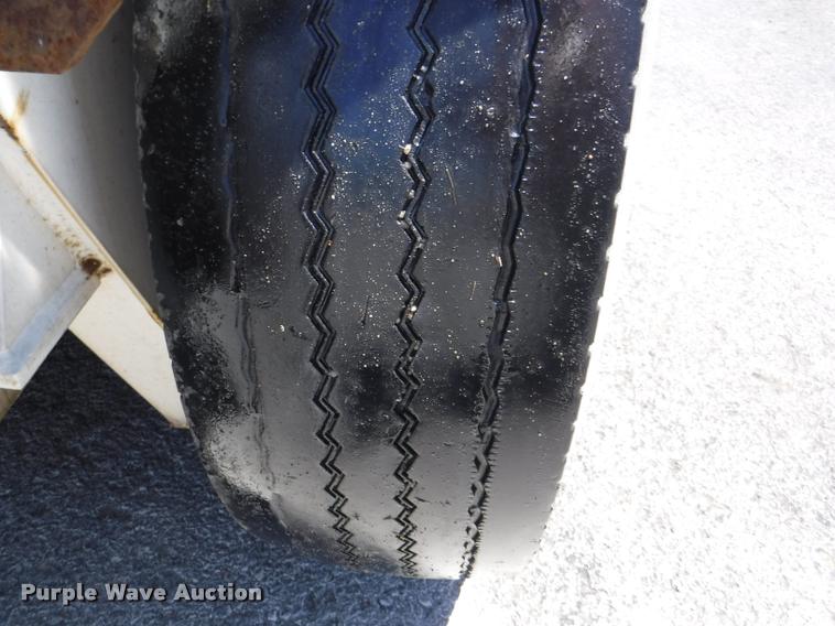 image for item DA1744 2006 Elgin Pelican street sweeper