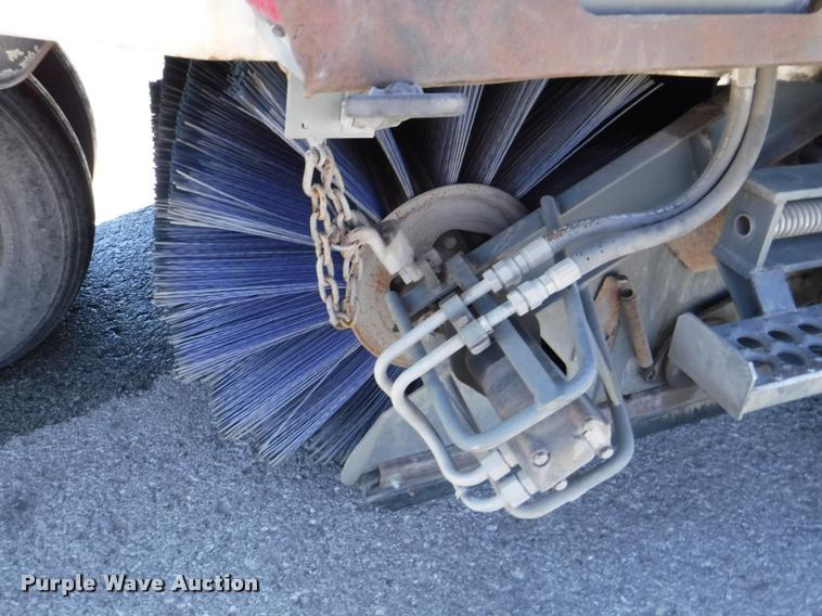 image for item DA1744 2006 Elgin Pelican street sweeper