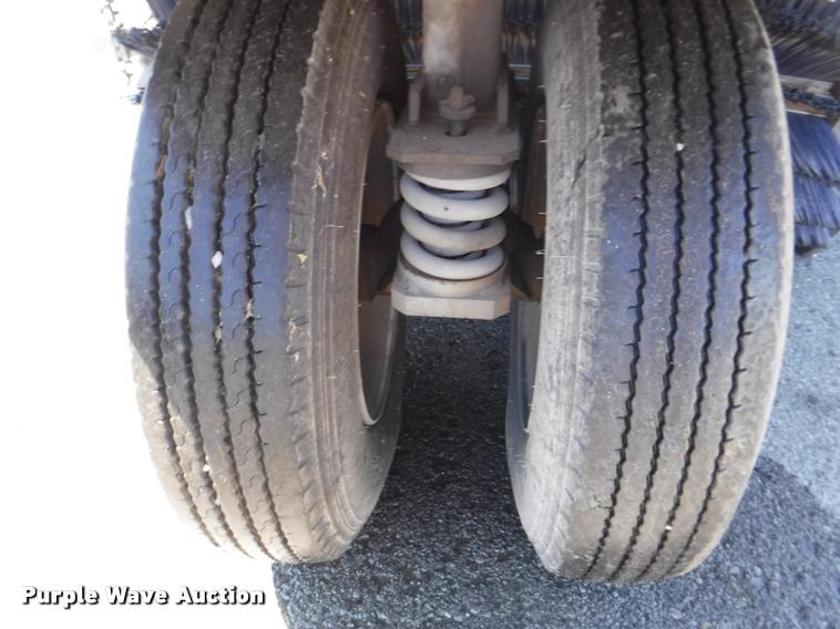 image for item DA1744 2006 Elgin Pelican street sweeper