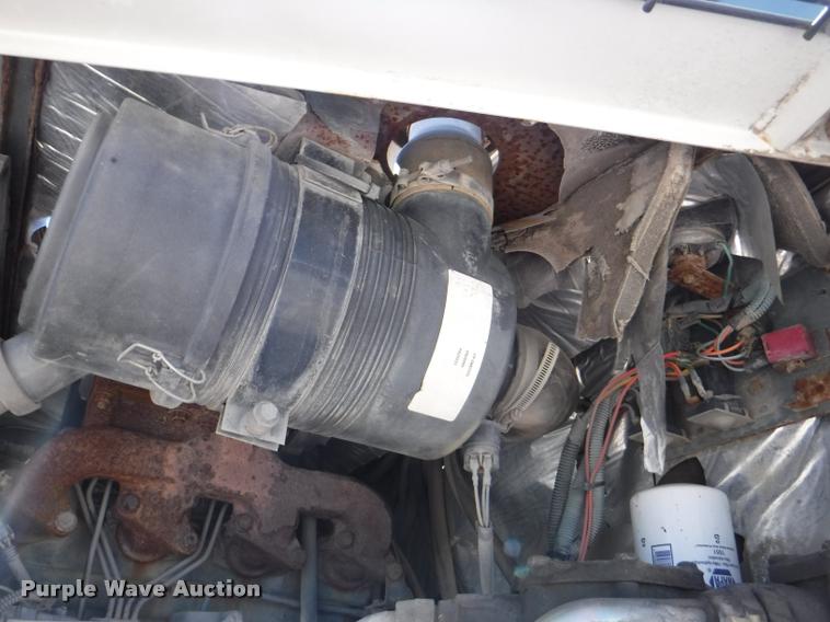 image for item DA1744 2006 Elgin Pelican street sweeper