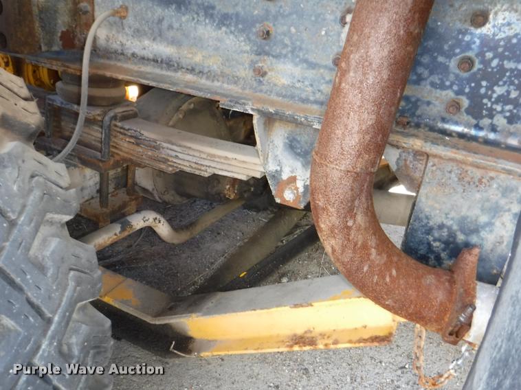 image for item DA1745 1979 Snow Master SMI 5250 snow blower truck