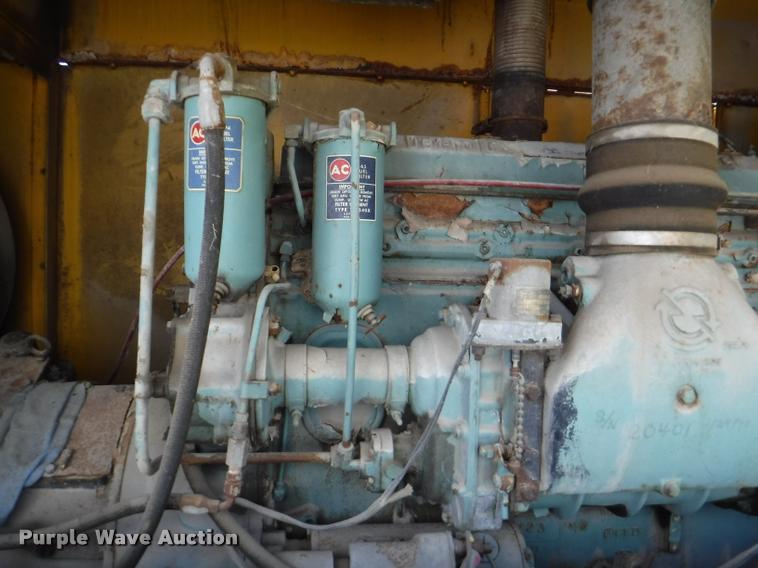 image for item DA1745 1979 Snow Master SMI 5250 snow blower truck