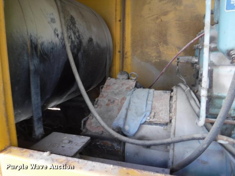 image for item DA1745 1979 Snow Master SMI 5250 snow blower truck