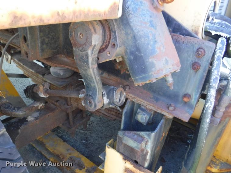 image for item DA1745 1979 Snow Master SMI 5250 snow blower truck