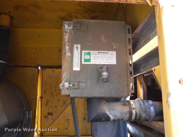 image for item DA1745 1979 Snow Master SMI 5250 snow blower truck