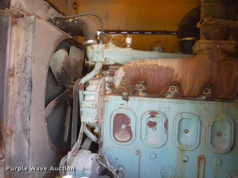 image for item DA1745 1979 Snow Master SMI 5250 snow blower truck