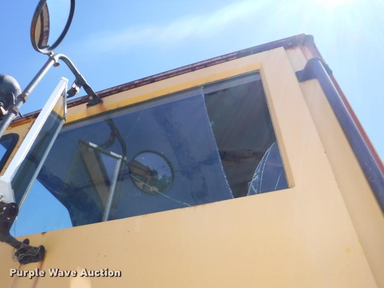 image for item DA1745 1979 Snow Master SMI 5250 snow blower truck