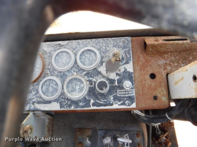 image for item DA1745 1979 Snow Master SMI 5250 snow blower truck