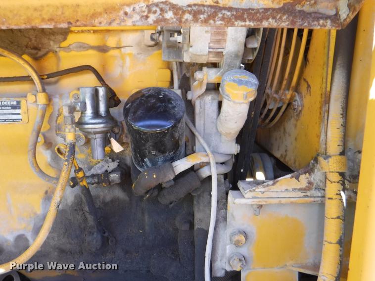 image for item DA1746 1987 John Deere 570B motor grader