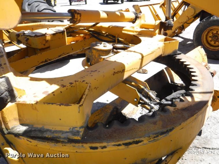 image for item DA1746 1987 John Deere 570B motor grader