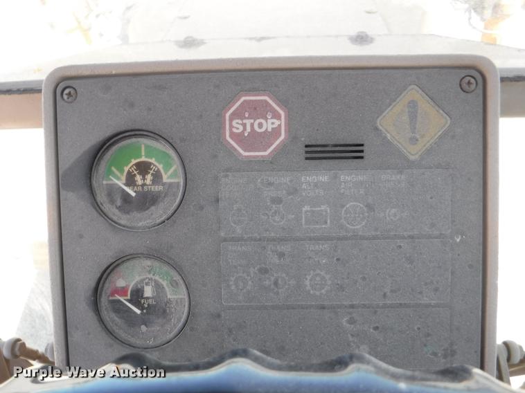 image for item DA1746 1987 John Deere 570B motor grader