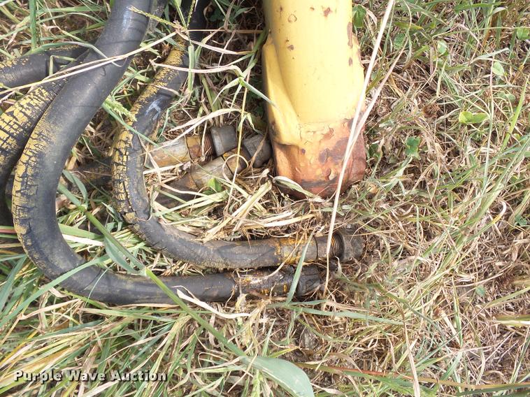 image for item DA2347 John Deere loader